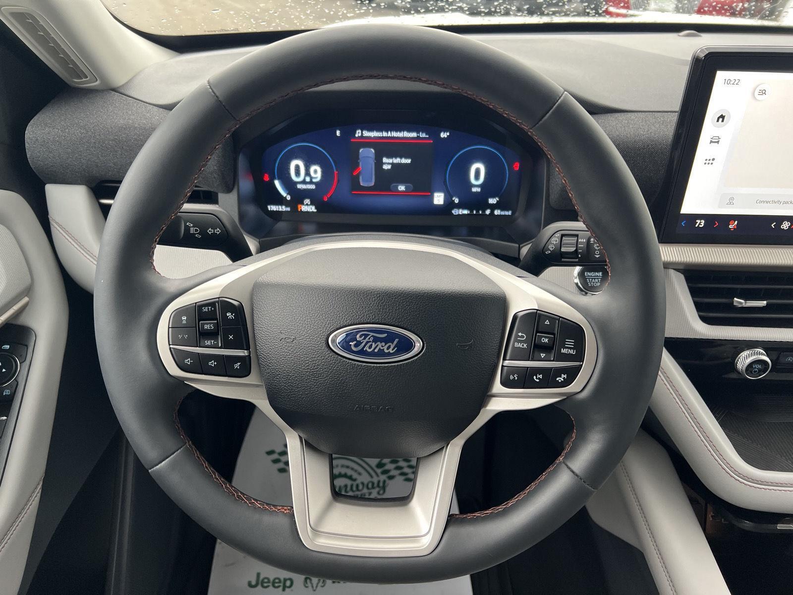 2025 Ford Explorer Active - Photo 22
