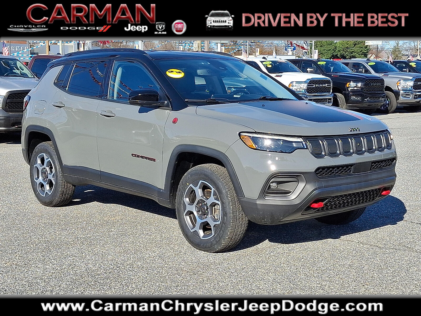 2022 Jeep Compass Trailhawk's photo