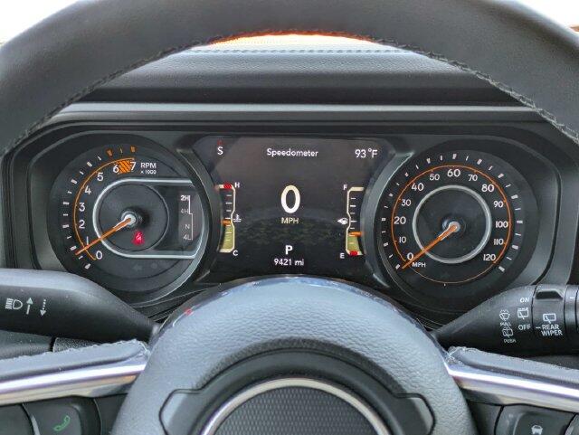 2025 Jeep Wrangler 4-Door Sahara - Photo 28