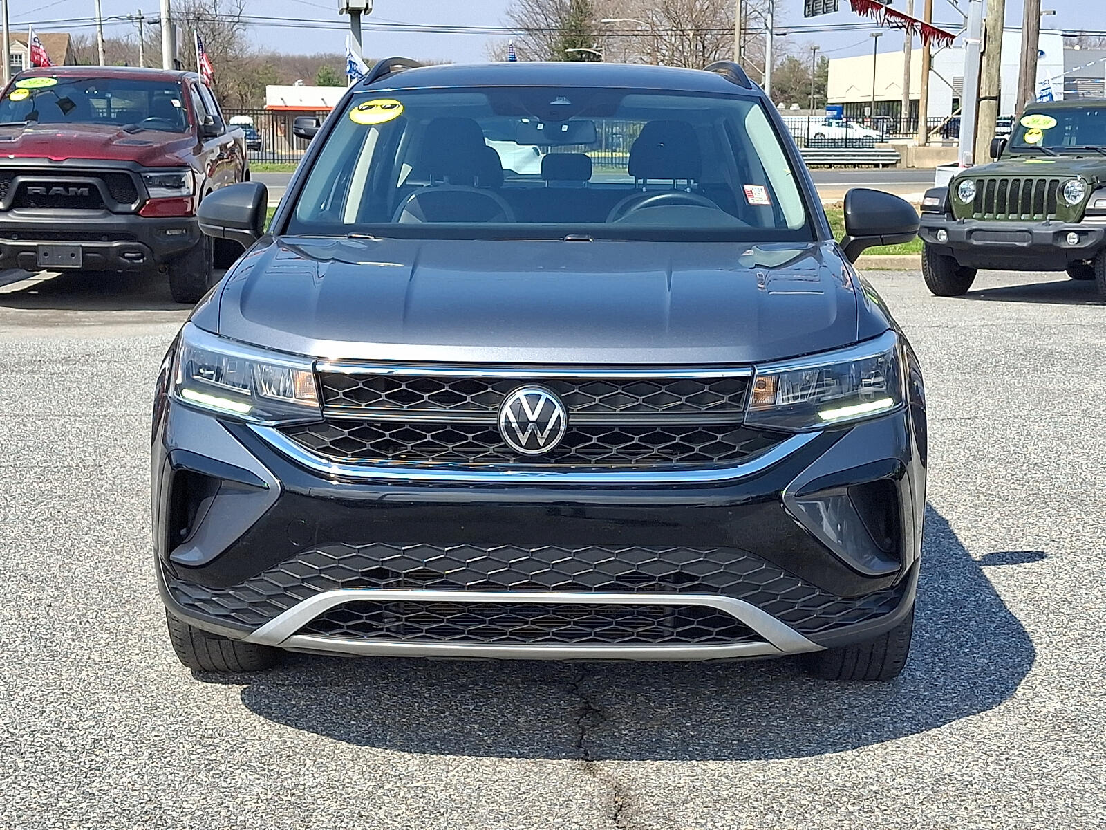 Used 2022 Volkswagen Taos S with VIN 3VVDX7B21NM019828 for sale in New Castle, DE