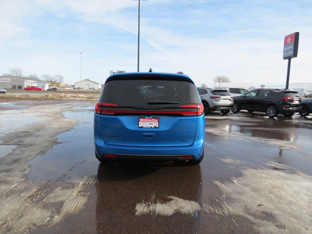 2026 Chrysler Pacifica Select - Photo 6