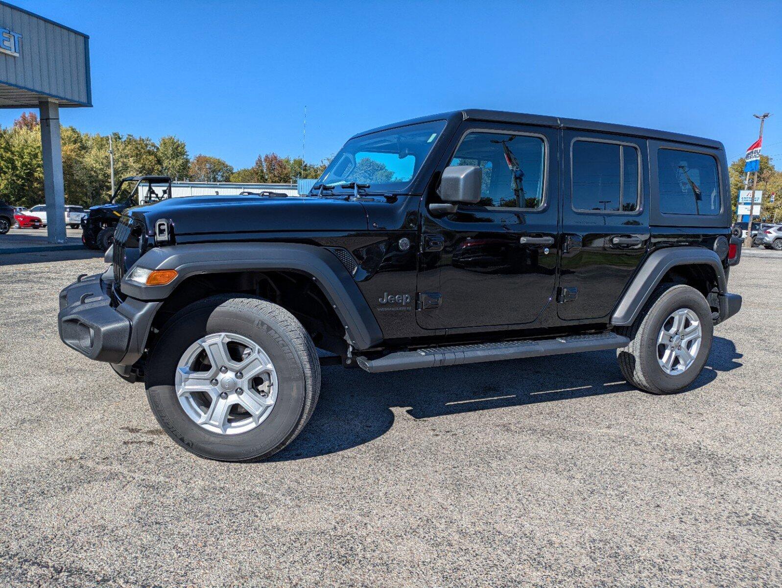 Used 2023 Jeep Wrangler 4-Door Sport S with VIN 1C4HJXDNXPW520602 for sale in Benton, IL