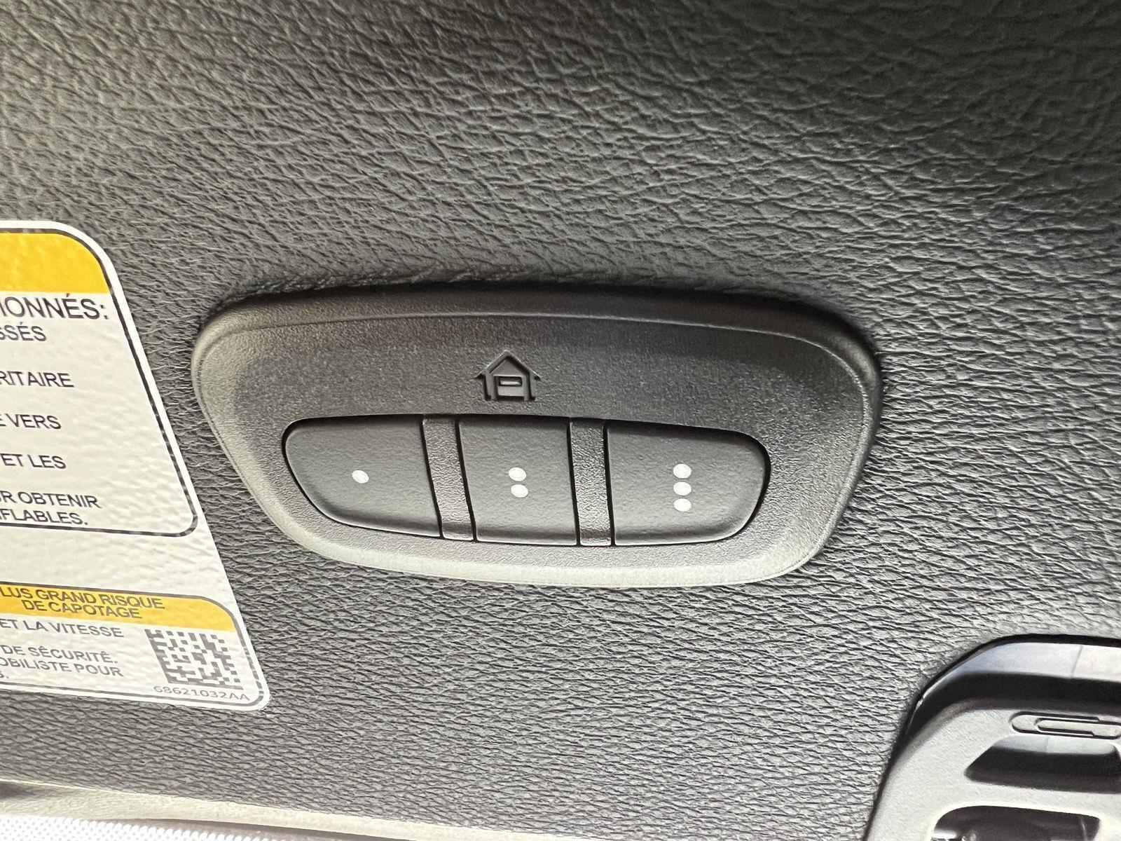 2026 Jeep Wrangler 4-Door Sahara - Photo 41