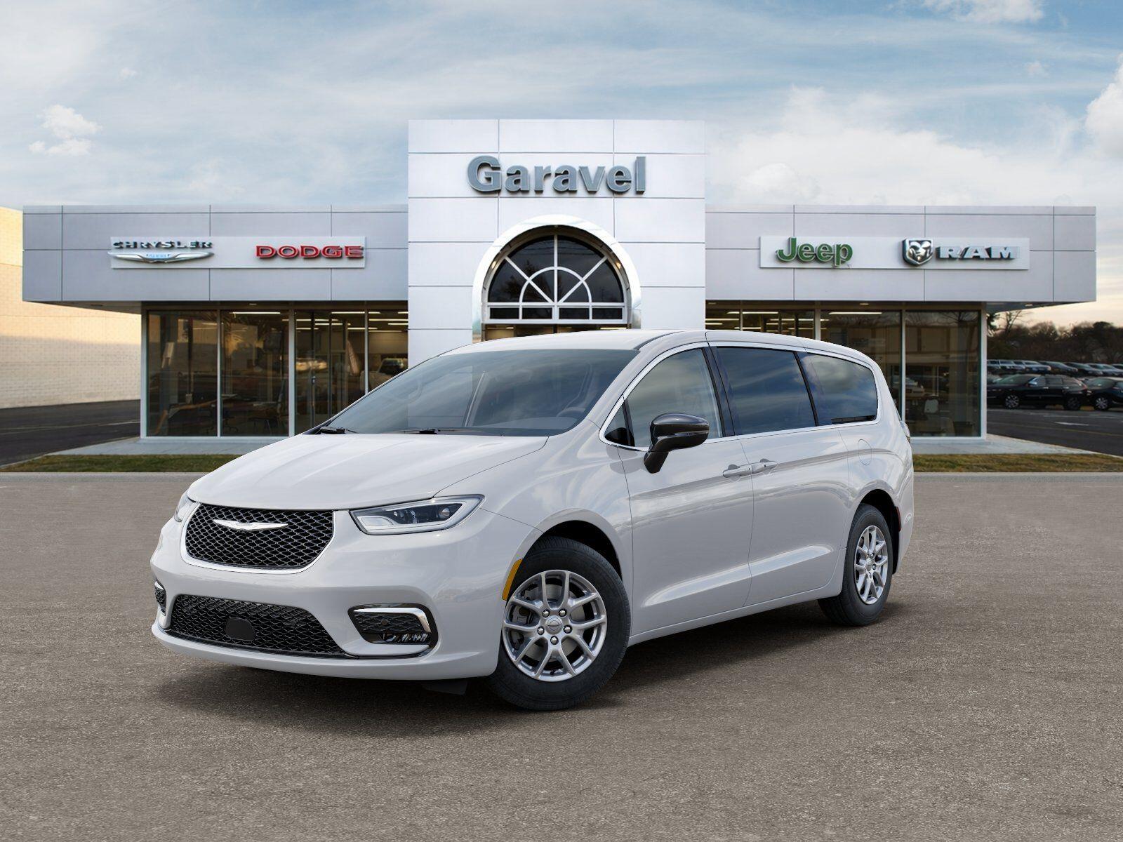 2026 Chrysler Pacifica Pacifica Select