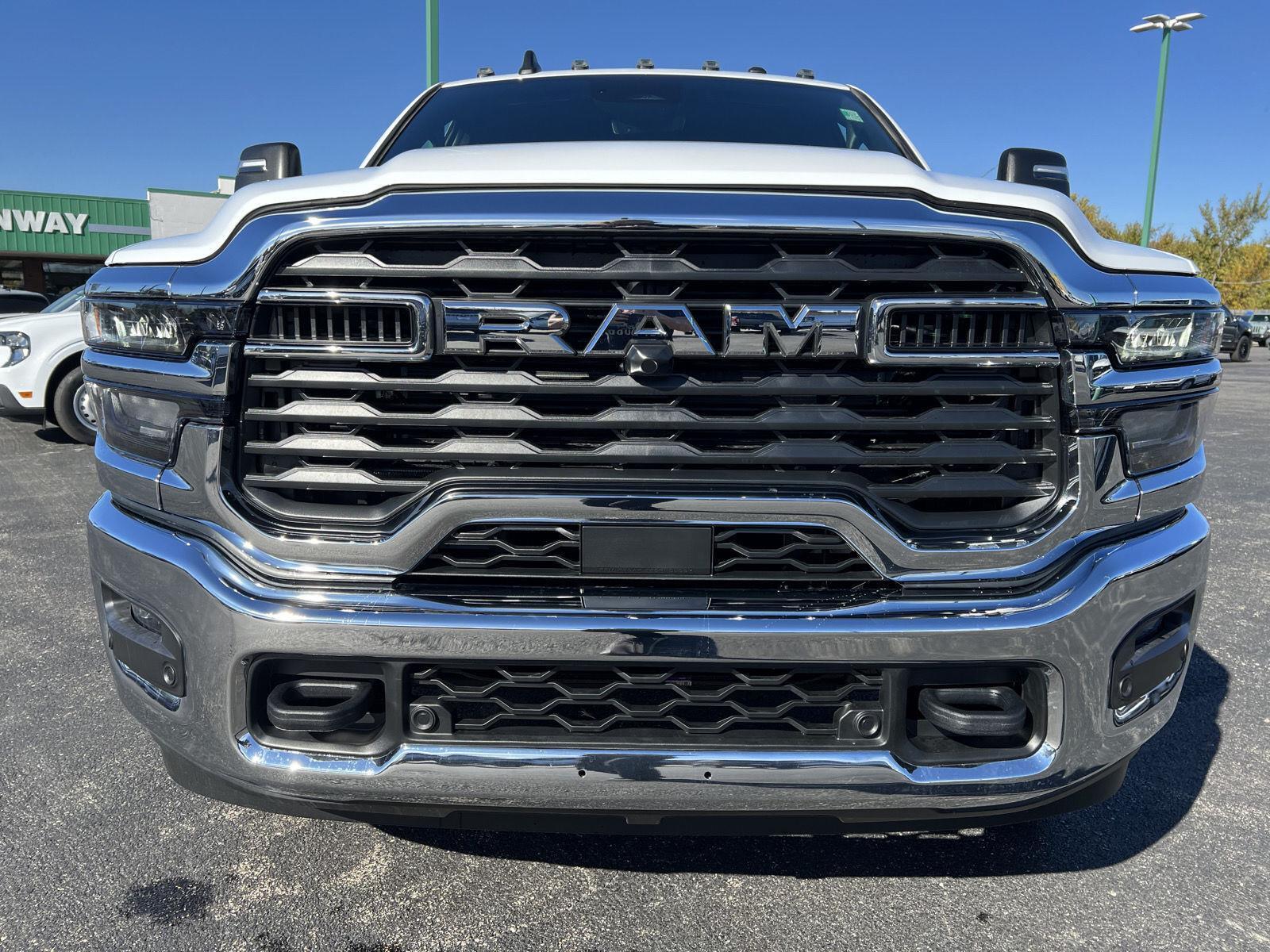 2026 RAM 2500 Tradesman - Photo 14