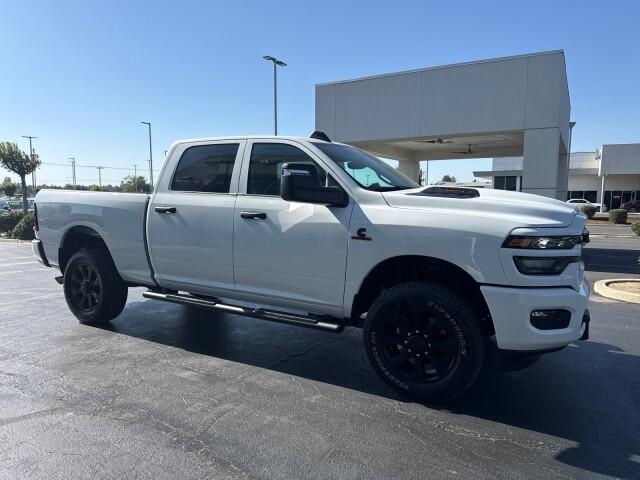 2026 RAM 2500 Tradesman/Black Express 4X4 Crew Cab SWB's photo