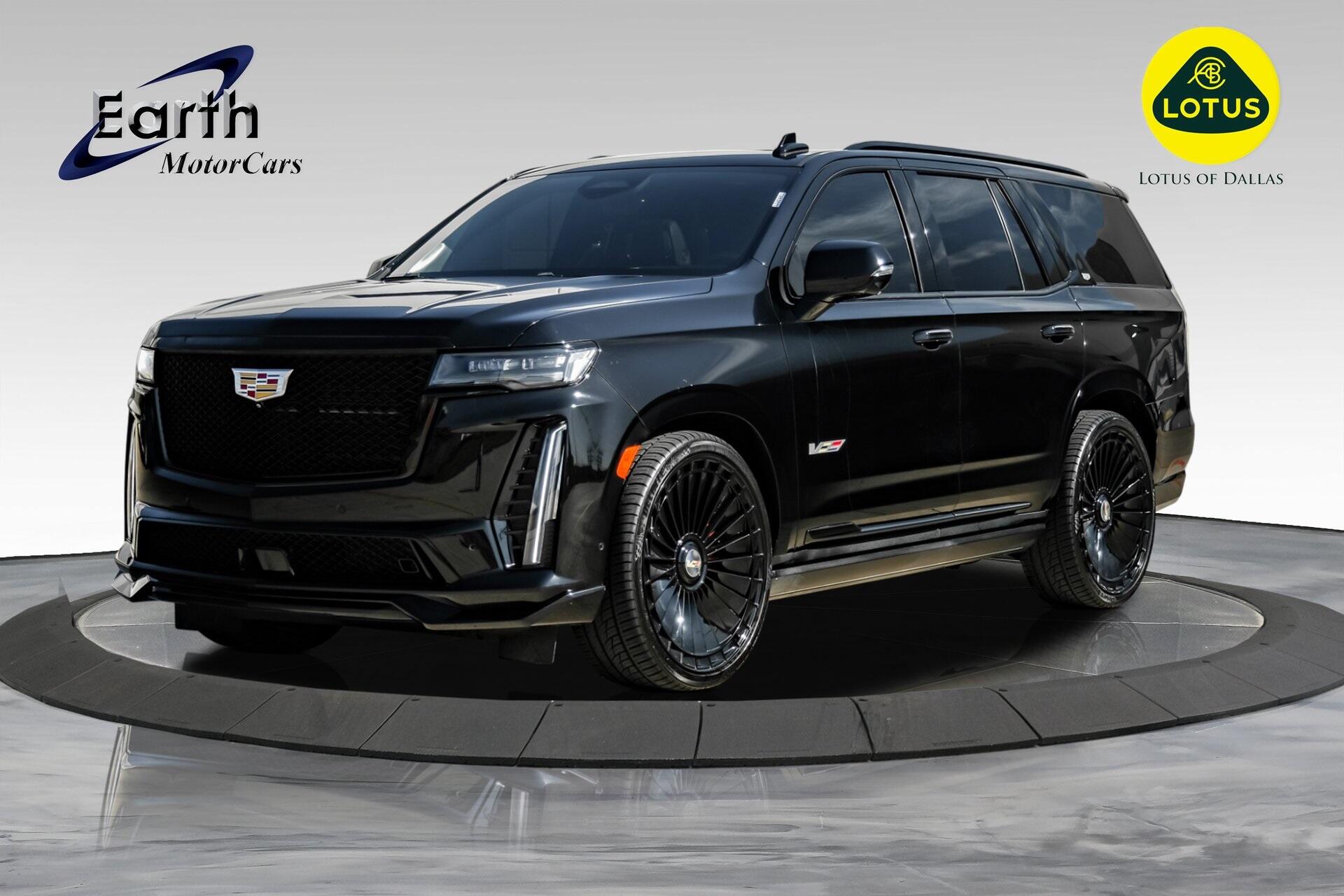 2023 Cadillac Escalade V-Series's photo