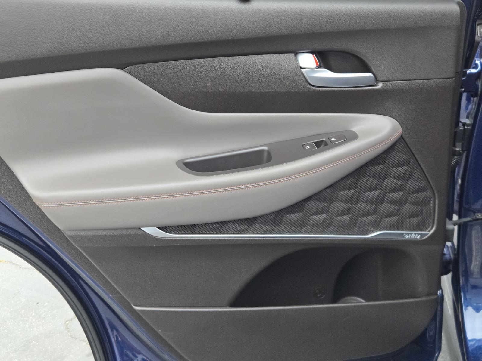 2020 Hyundai Santa Fe Limited - Photo 24
