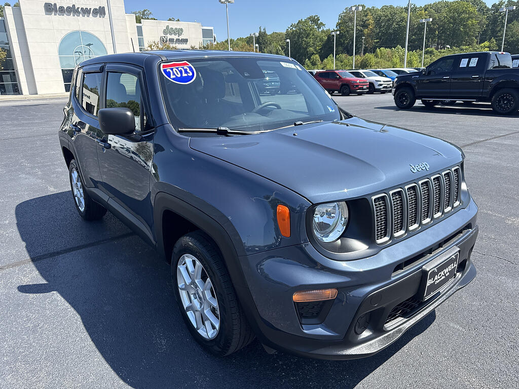 2023 Jeep Renegade (RED) Edition 4x4 *Ltd Avail*