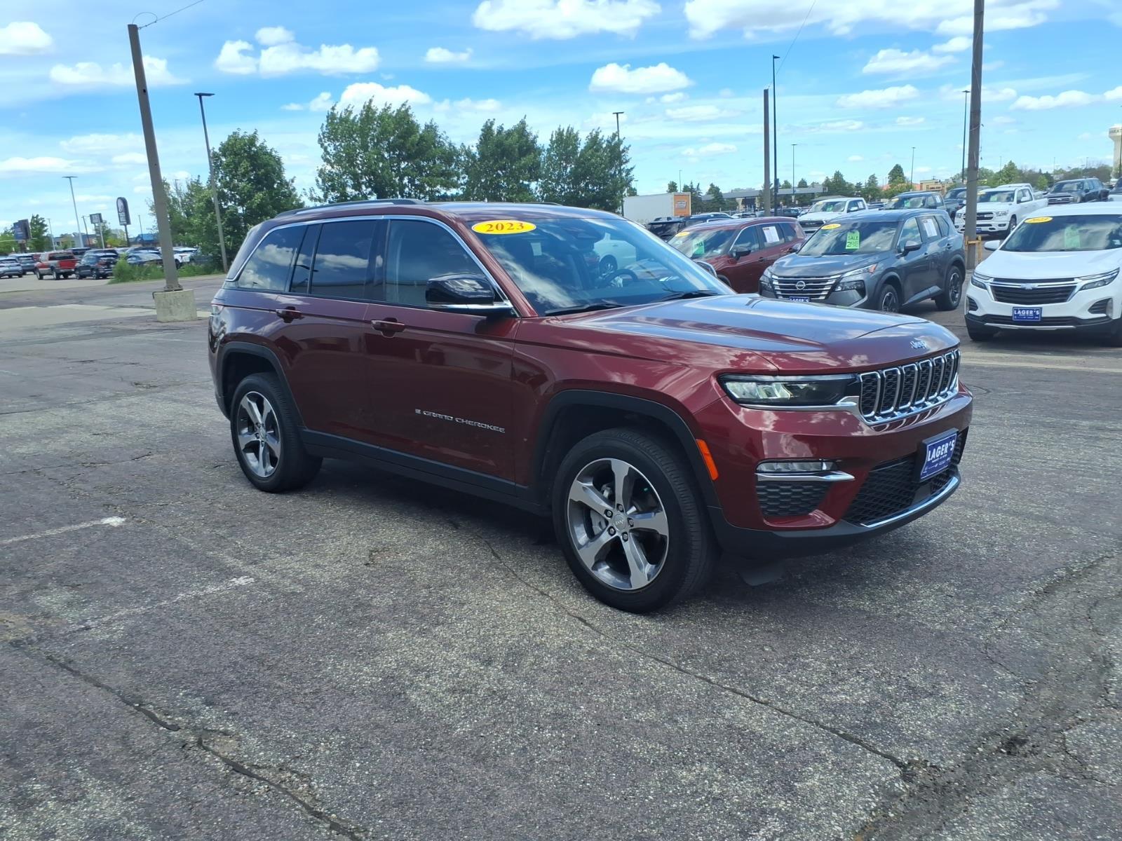 Used 2023 Jeep Grand Cherokee Limited with VIN 1C4RJHBG3PC535992 for sale in Mankato, Minnesota